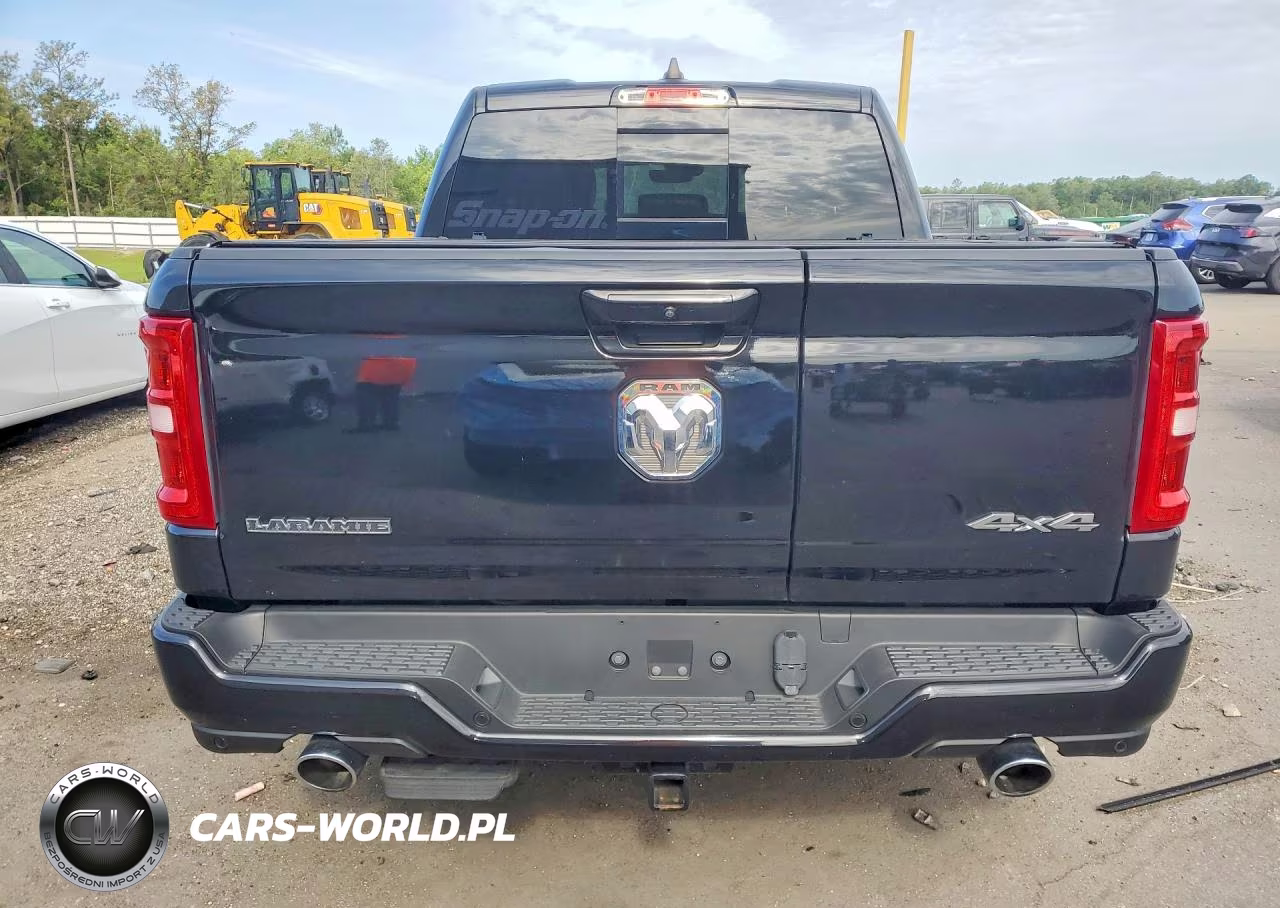 2025 Ram 1500 Laramie VIN:1C6SRFJPXSN550316 - 6