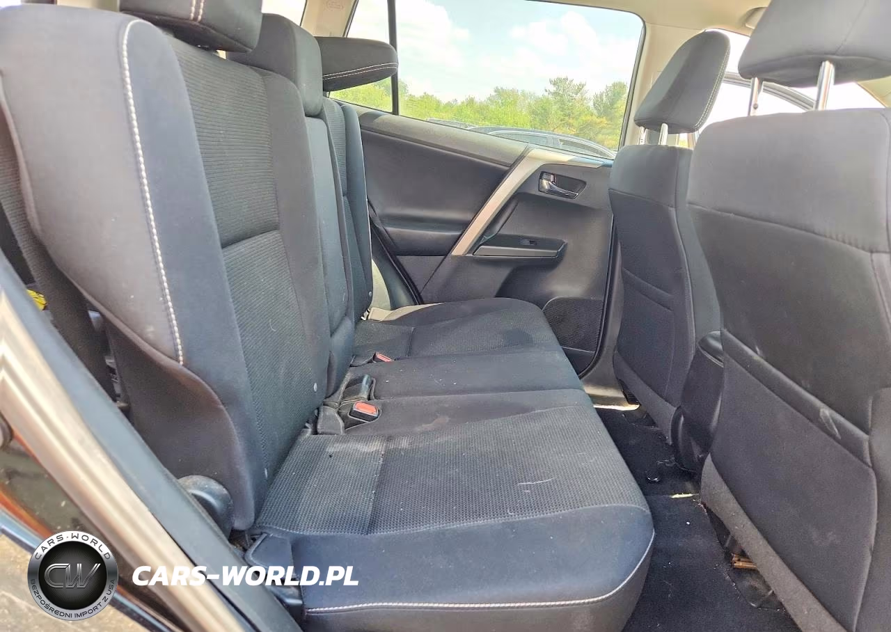 2018 Toyota Rav4 VIN:2T3RFREV8JW706080 - 11