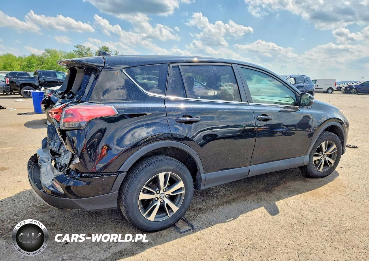 2018 Toyota Rav4 VIN:2T3RFREV8JW706080 - 3