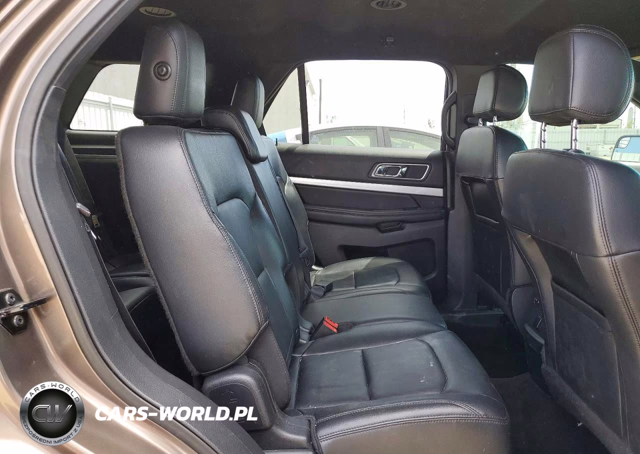 2016 Ford Explorer Xlt VIN:1FM5K8D80GGA01127 - 11