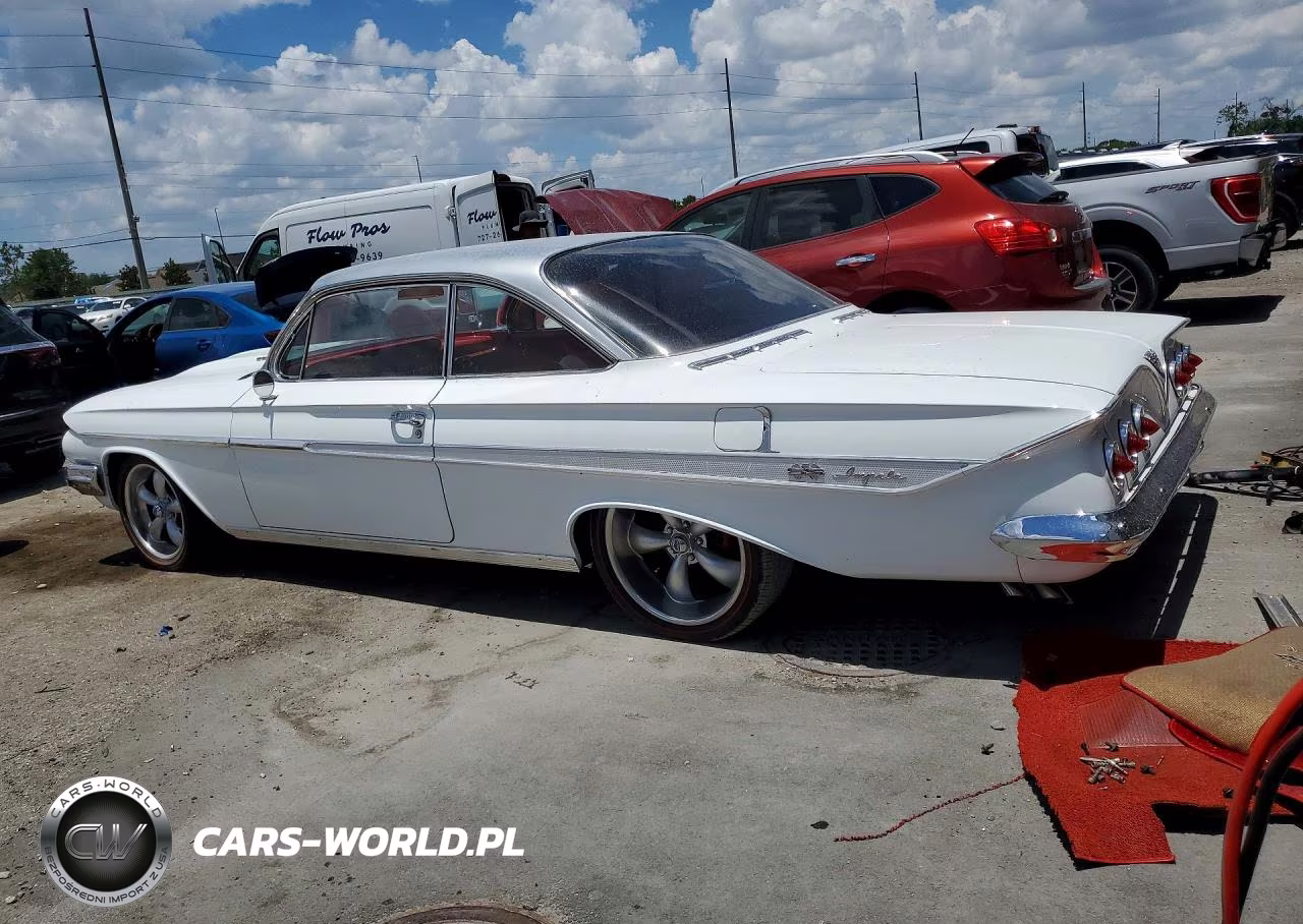 1961 Chevrolet Impala Ss VIN:11737L153934 - 2