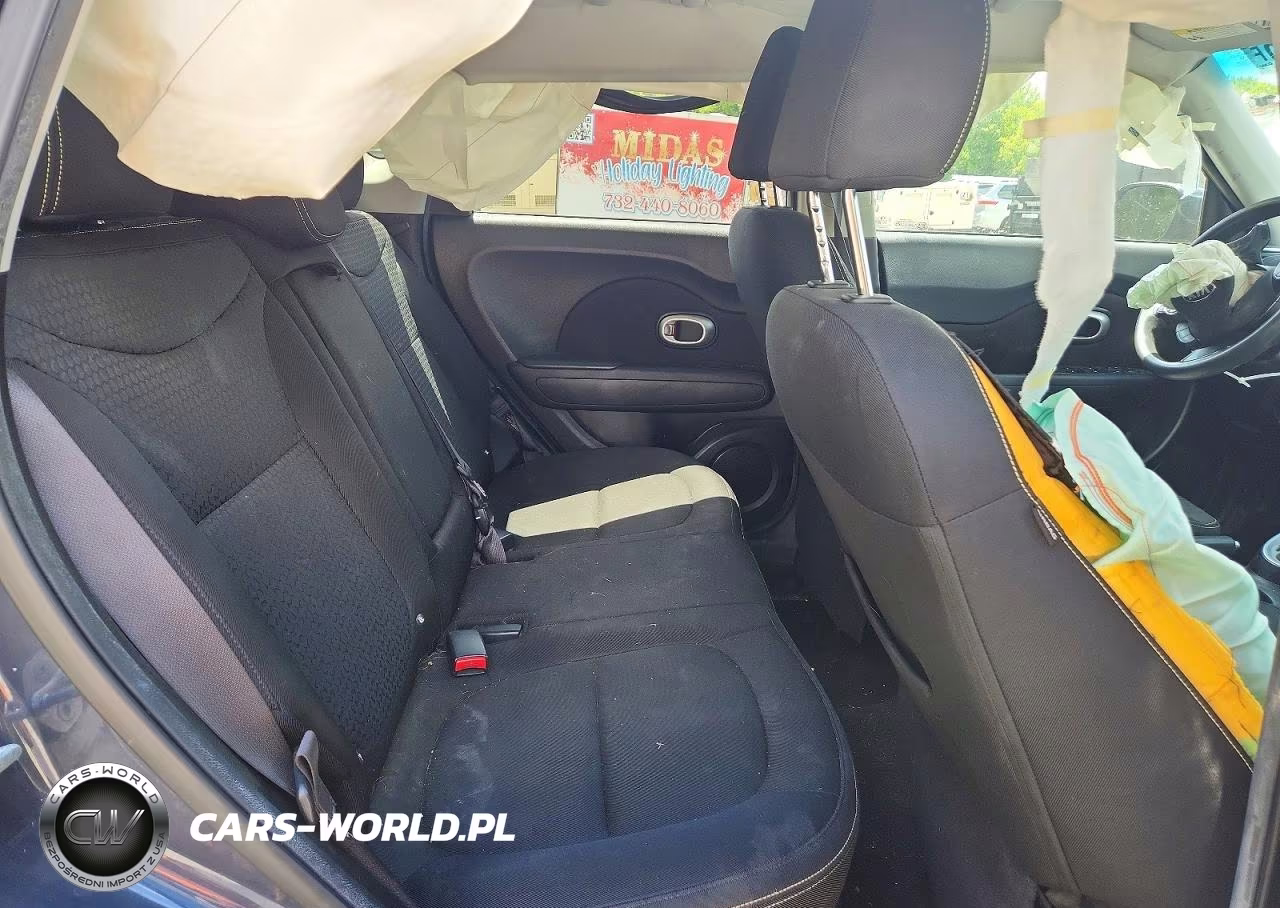2015 Kia Soul + VIN:KNDJP3A50F7141839 - 10