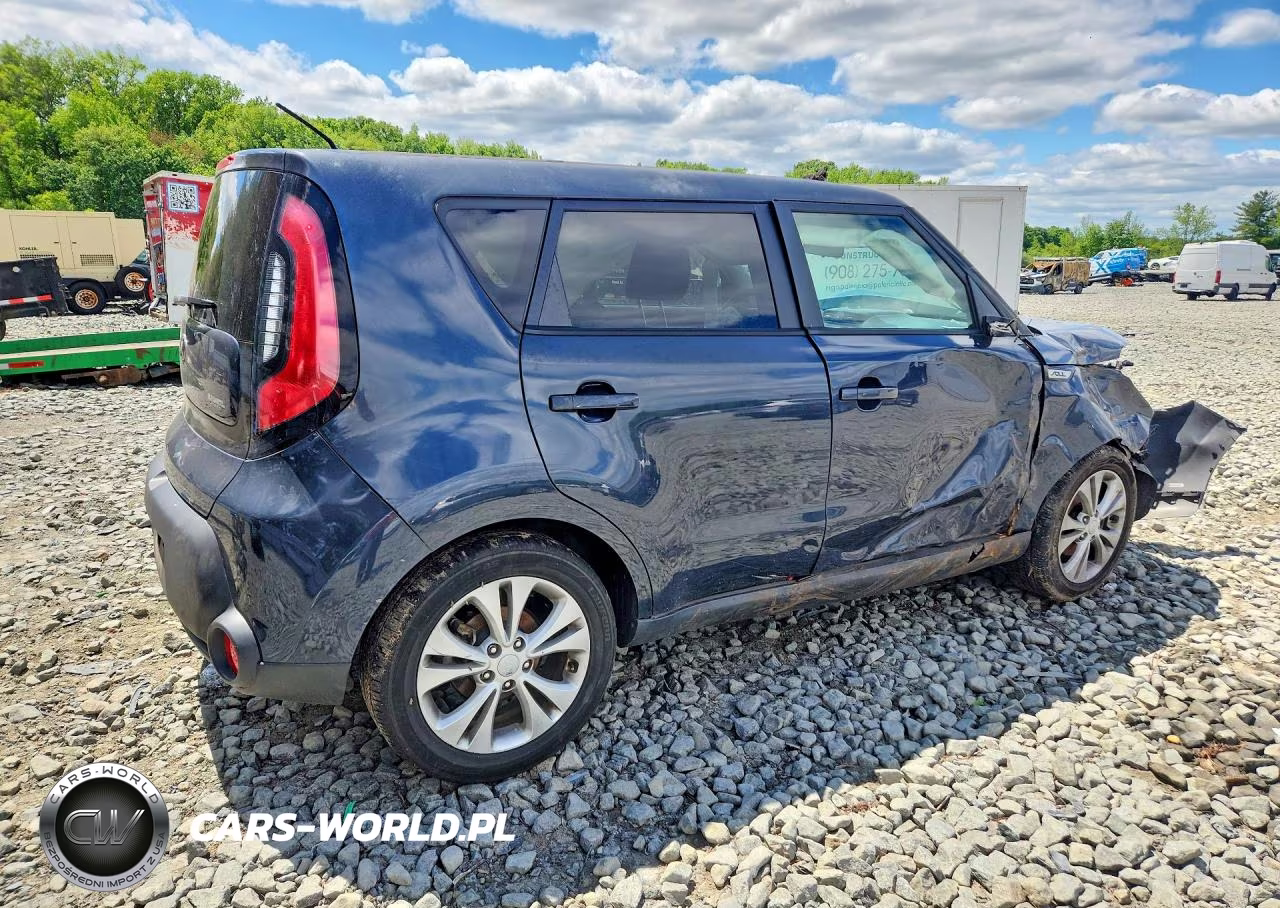 2015 Kia Soul + VIN:KNDJP3A50F7141839 - 3
