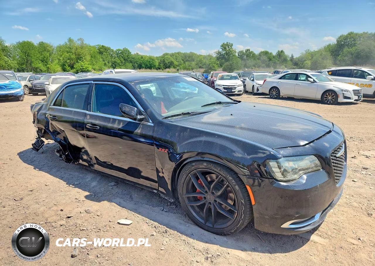 2014 Chrysler 300 VIN:2C3CCARG6EH384724 - 4