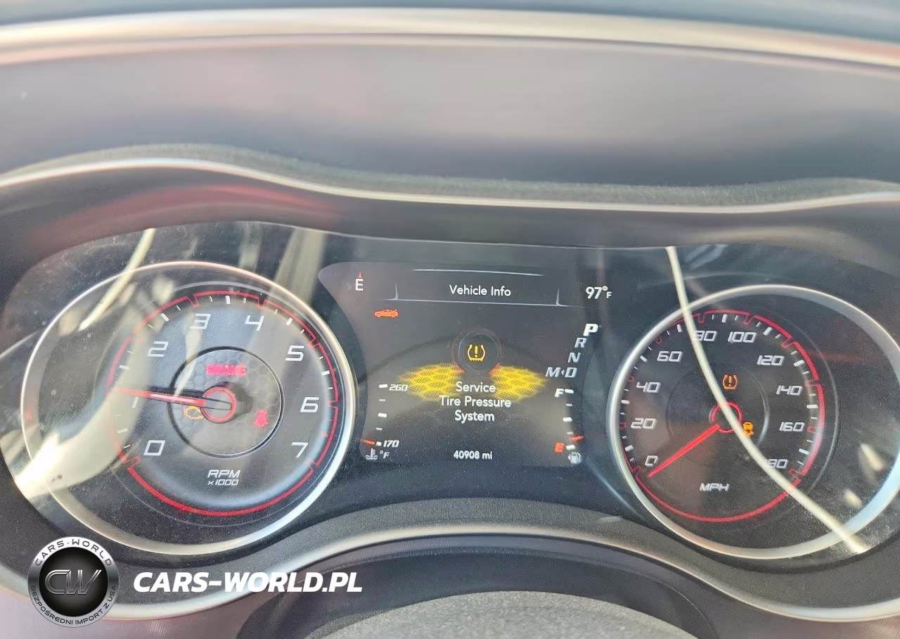 2014 Chrysler 300 VIN:2C3CCARG6EH384724 - 9