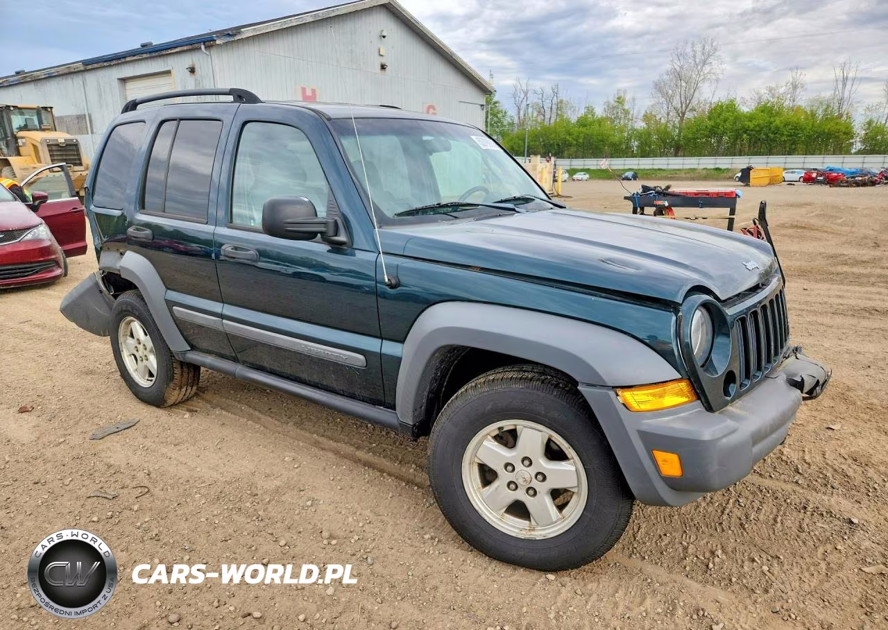 2005 Jeep Liberty Sport VIN:1J4GL48K35W642231 - 4