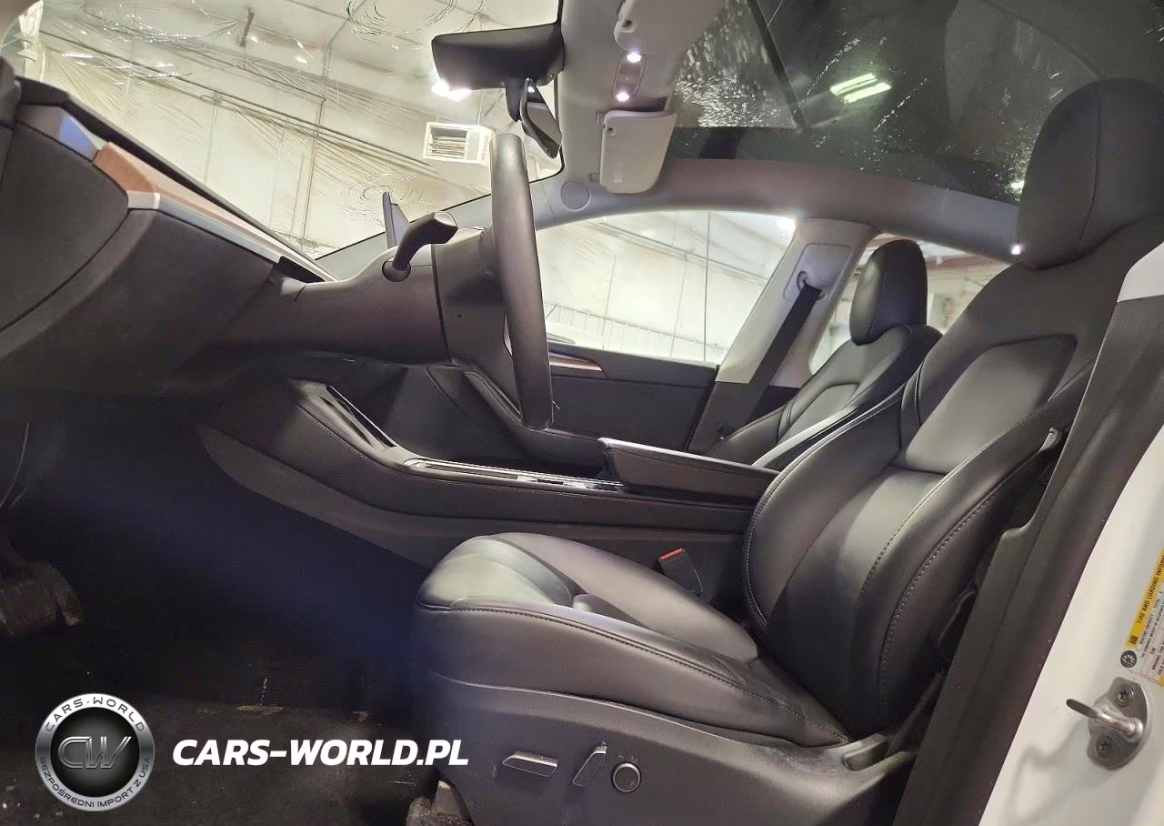 2023 Tesla Model Y VIN:7SAYGDEE9PF714007 - 7