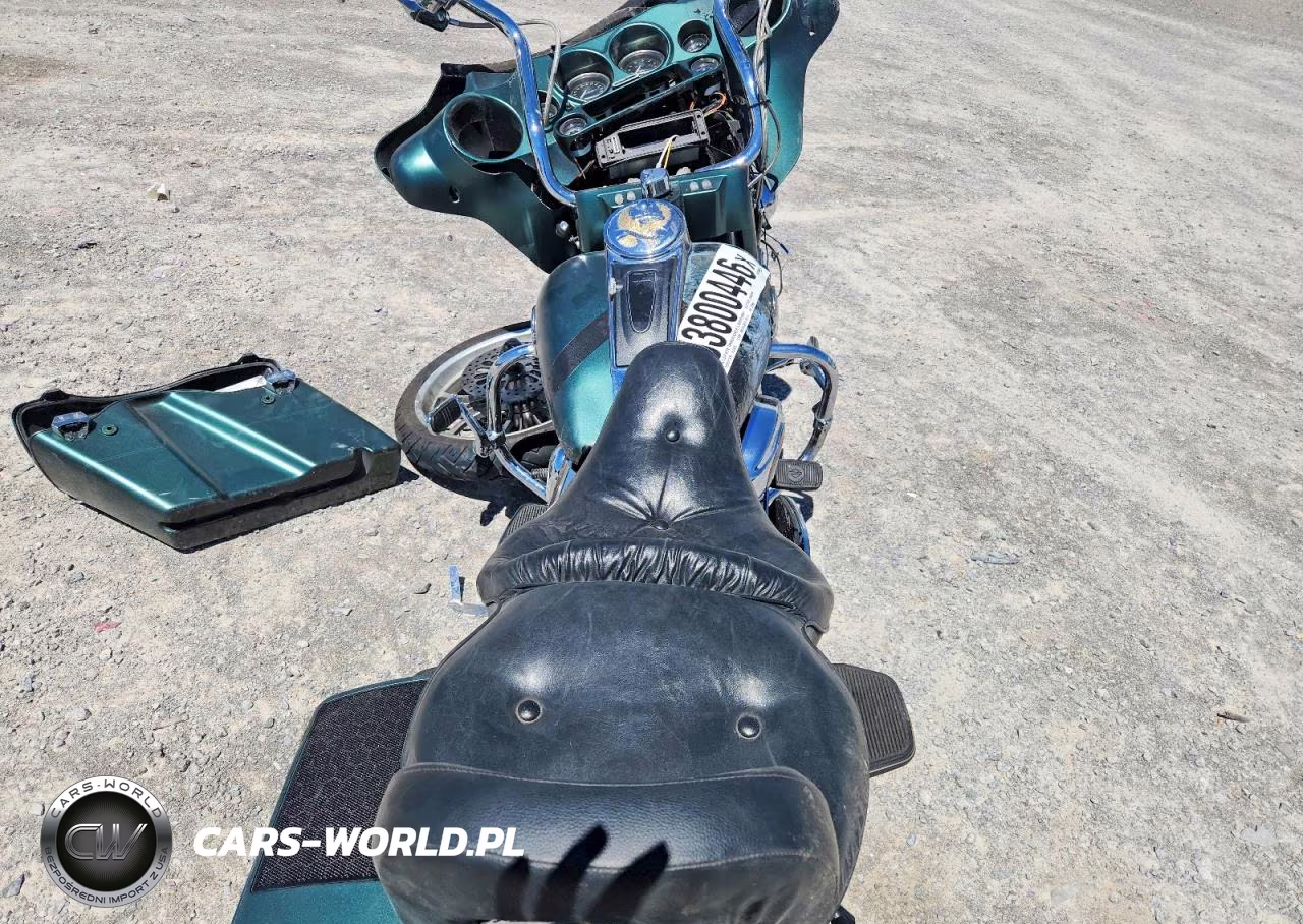 2007 Harley-Davidson Flhtcui VIN:1HD1FC4107Y724966 - 6