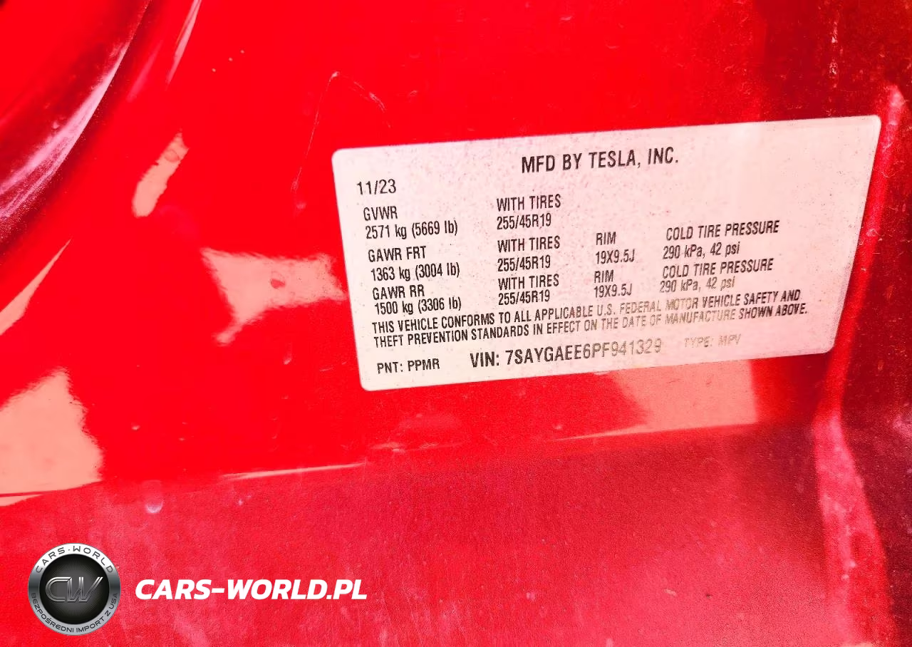 2023 Tesla Model Y VIN:7SAYGAEE6PF941329 - 12