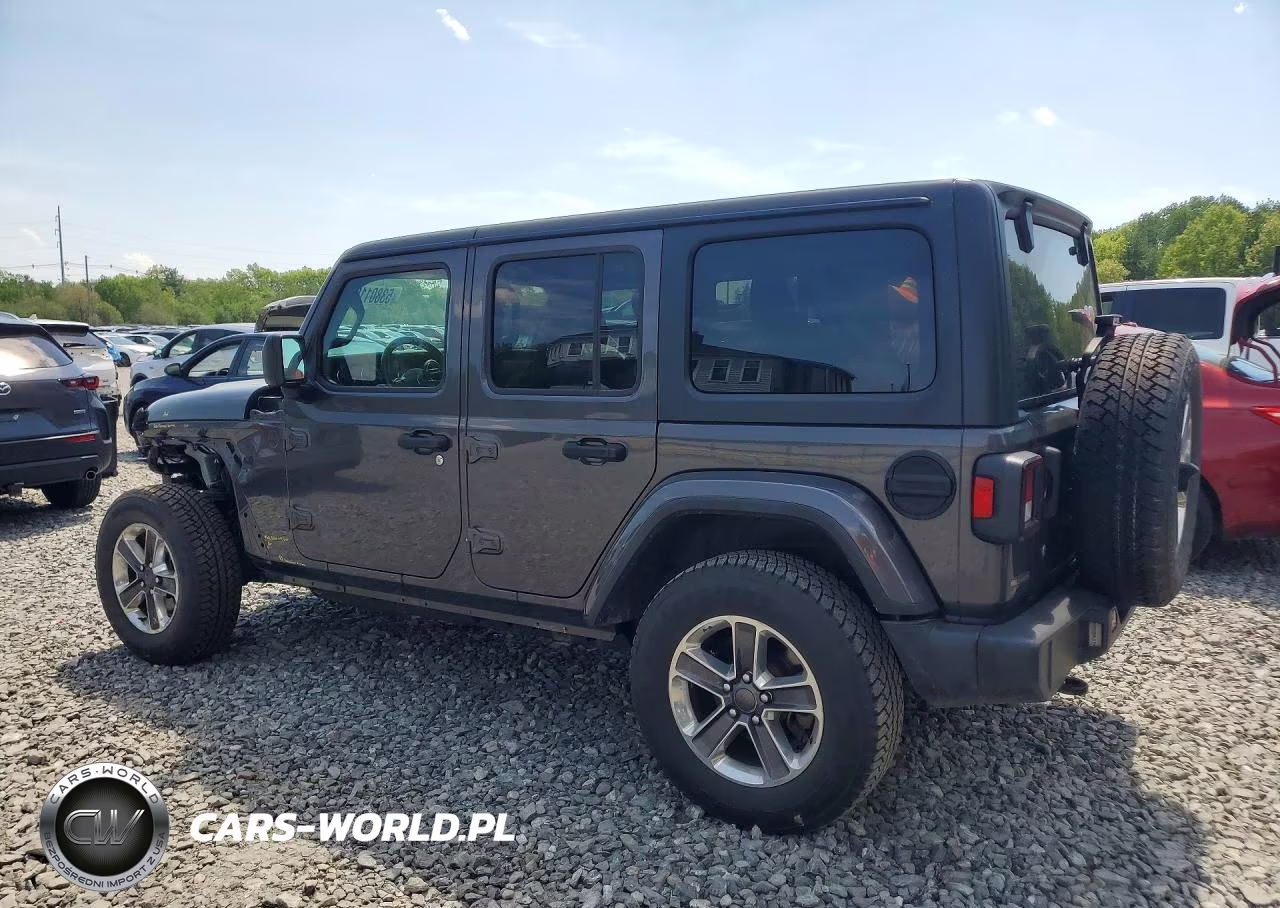 2020 Jeep Wrangler Unlimited Sahara VIN:1C4HJXEN1LW135857 - 2