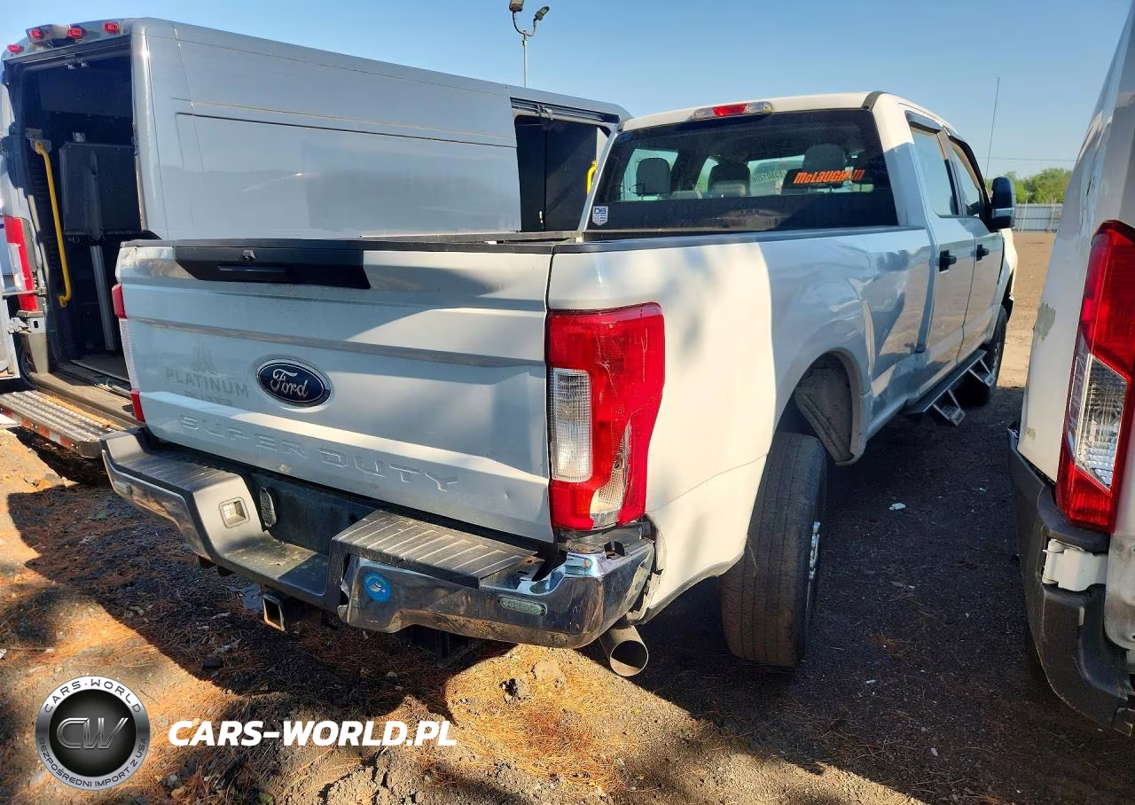 2018 Ford F-250 VIN:1FT7W2B66JEB02952 - 3