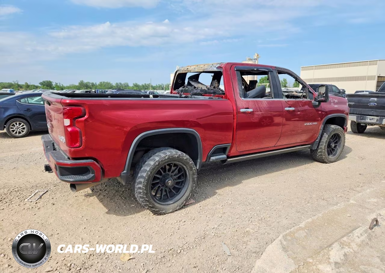 2022 Chevrolet Silverado K2500 High Country VIN:1GC4YREY6NF181879 - 3