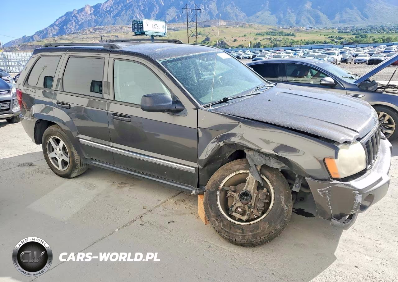 2006 Jeep Grand Cherokee Laredo VIN:1J4HR48N86C323553 - 4
