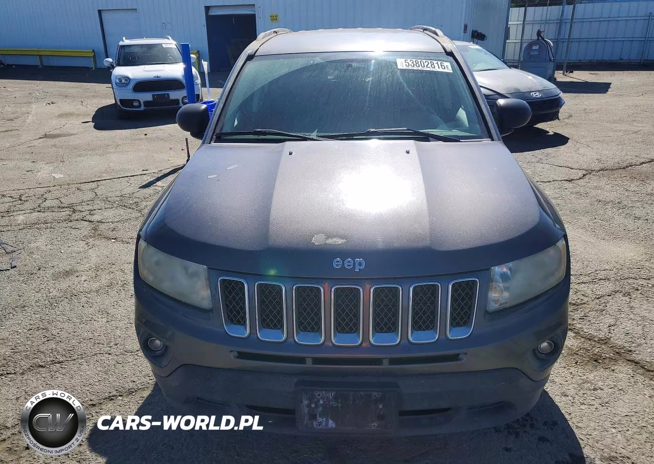 2015 Jeep Compass Sport VIN:1C4NJCBA0FD313304 - 5