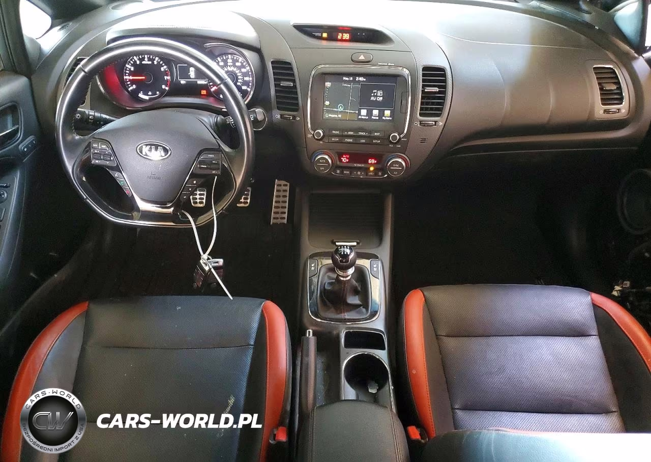 2017 K Forte 5 VIN:3KPFN5A31HE000559 - 8