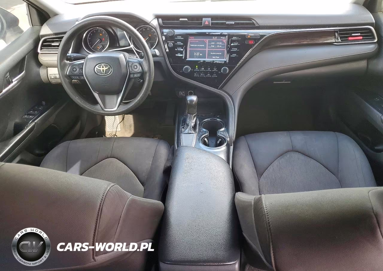 2019 Toyota Camry Le VIN:4T1B11HK6KU196910 - 8