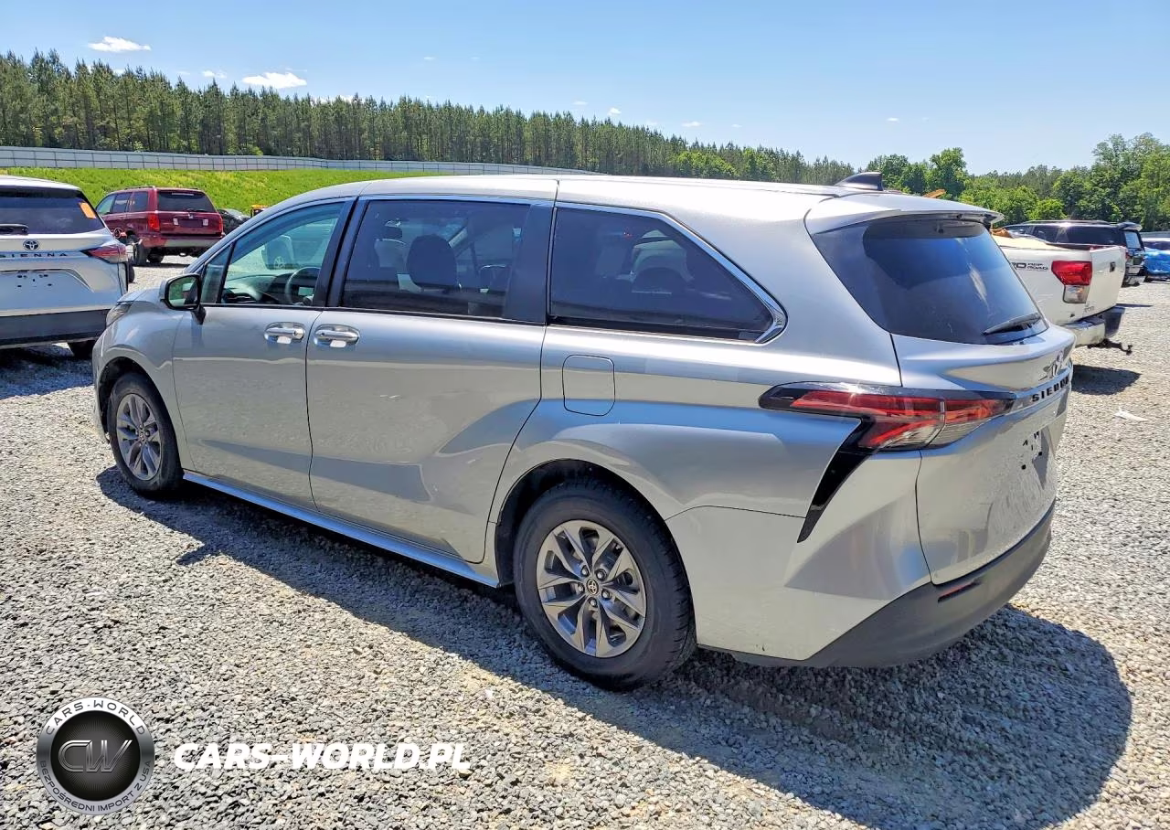 2022 Toyota Sienna Le VIN:5TDKRKEC9NS115746 - 2