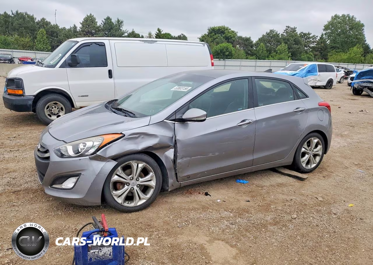 2013 Hyundai Elantra Gt Base – zdjęcie 1 z 12