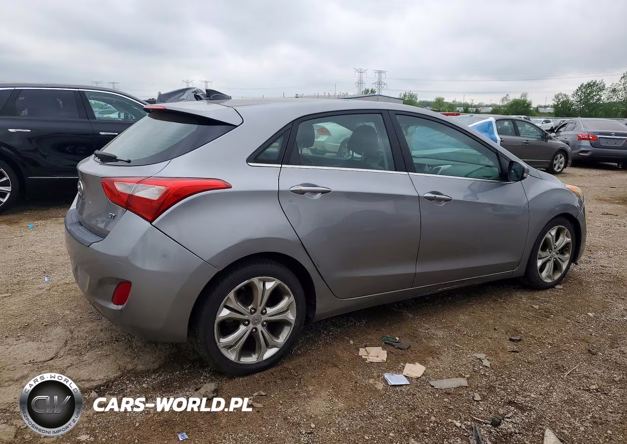 2013 Hyundai Elantra Gt Base VIN:KMHD35LE8DU110639 - 3