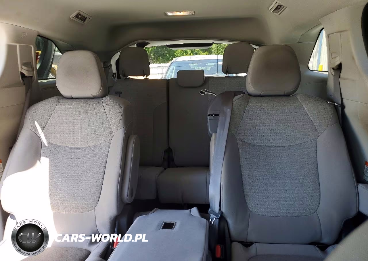 2022 Toyota Sienna Le VIN:5TDKRKEC3NS115631 - 10