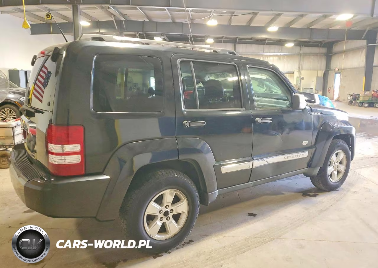 2011 Jeep Liberty Sport VIN:1J4PN2GK0BW558105 - 3