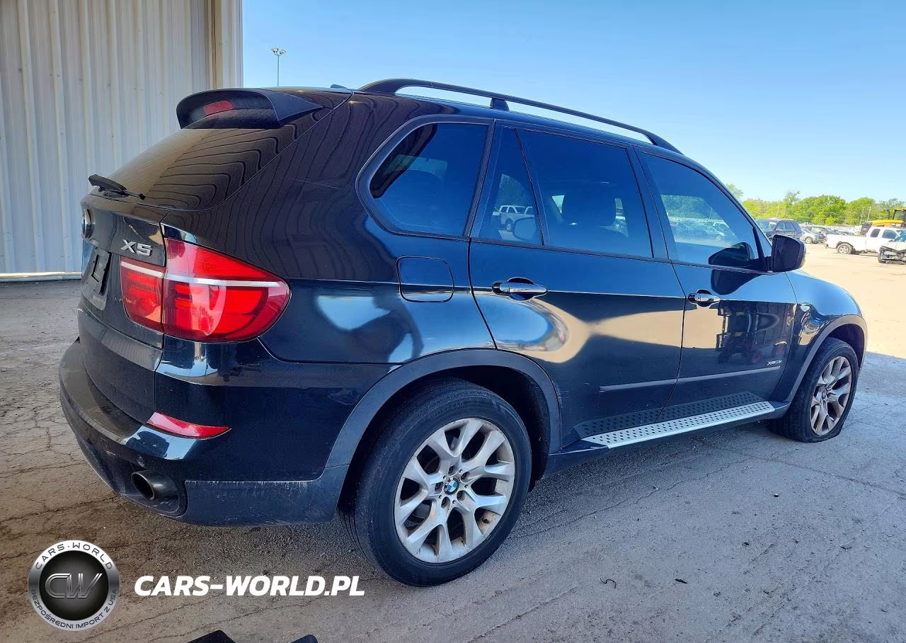 2012 BMW X5 xDrive35I VIN:5UXZV4C59CL752675 - 3