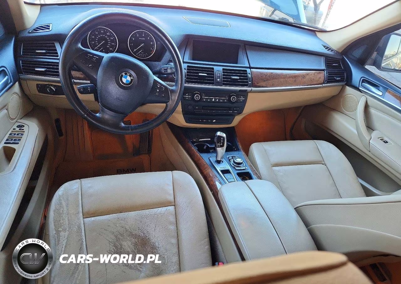 2012 BMW X5 xDrive35I VIN:5UXZV4C59CL752675 - 8