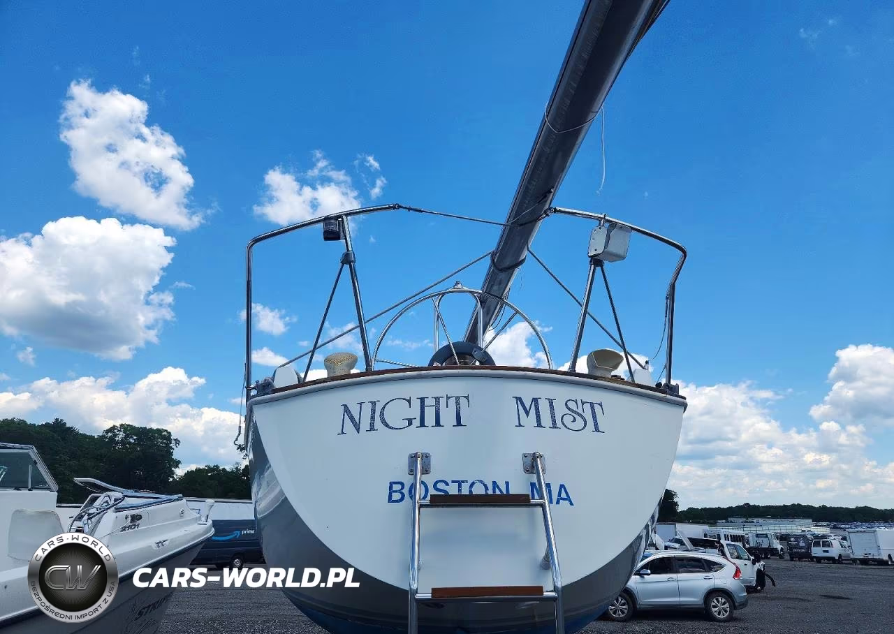 1983 Other C&C Mkii - Sailboat VIN:ZCC29205M83A - 6