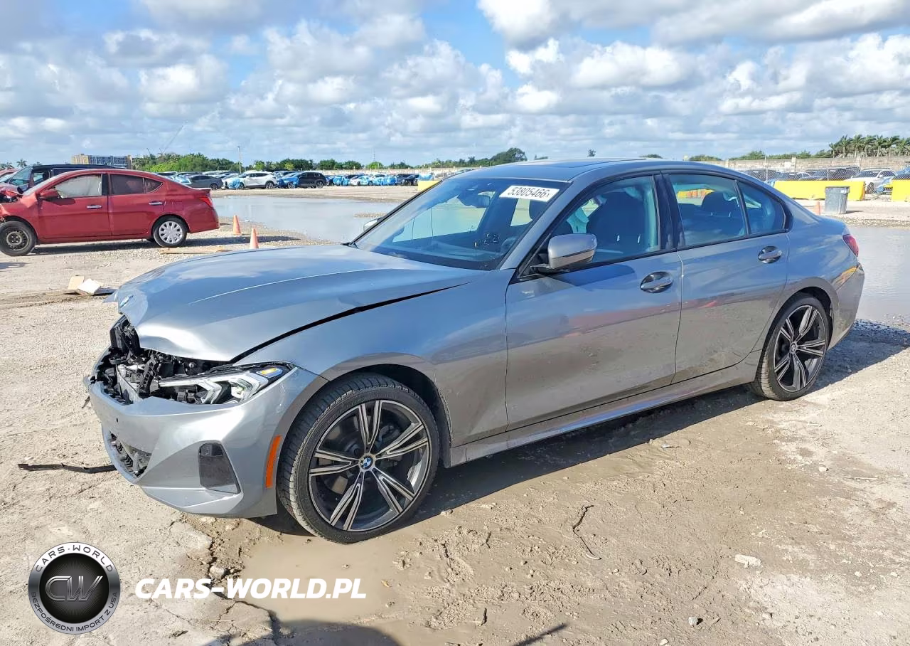 2023 BMW 330Xi – zdjęcie 1 z 12