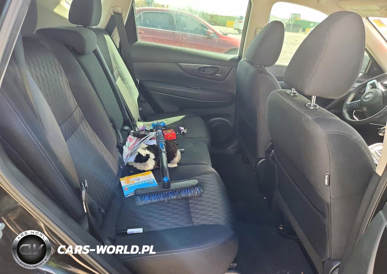 2019 Nissan Rogue S VIN:5N1AT2MV9KC829711 - 11
