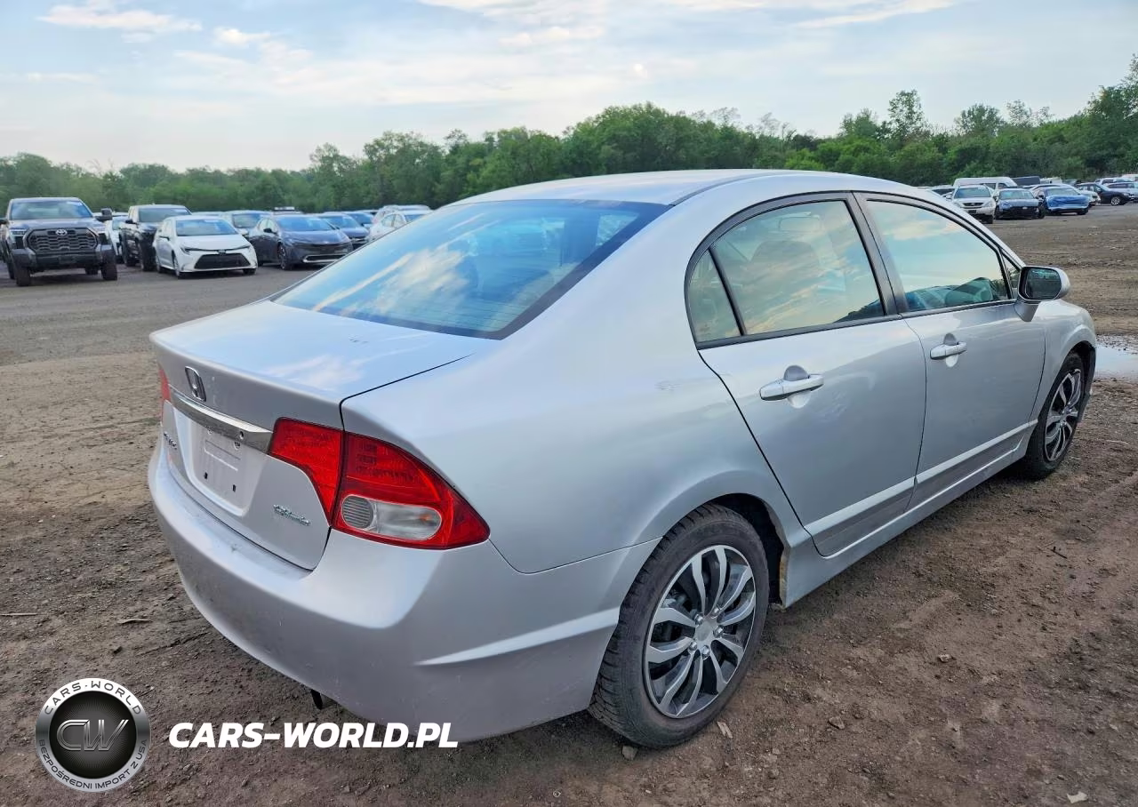 2009 Honda Civic Lx VIN:2HGFA16519H541357 - 3