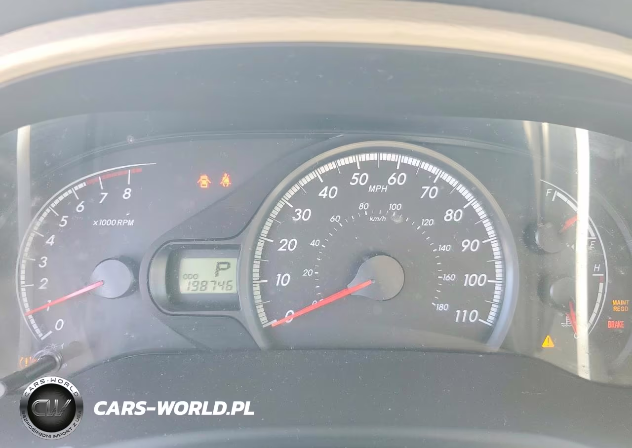 2011 Toyota Sienna Le VIN:5TDKK3DC5BS057237 - 9