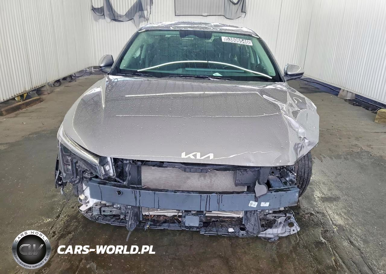 2025 Kia K4 Lxs VIN:3KPFT4DE1SE184986 - 5