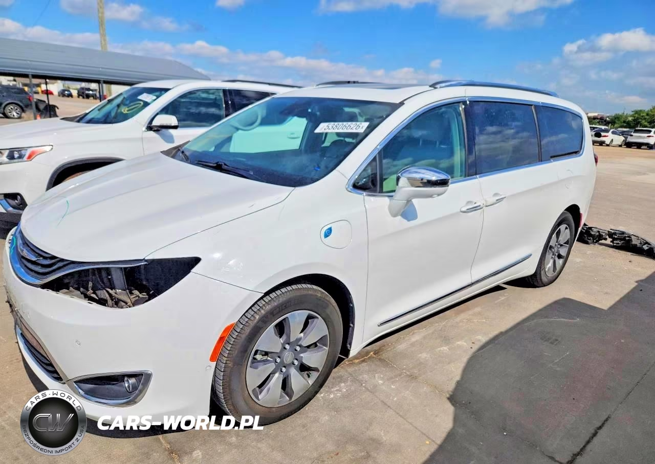 2018 Chrysler Pacifica Hybrid Limited
