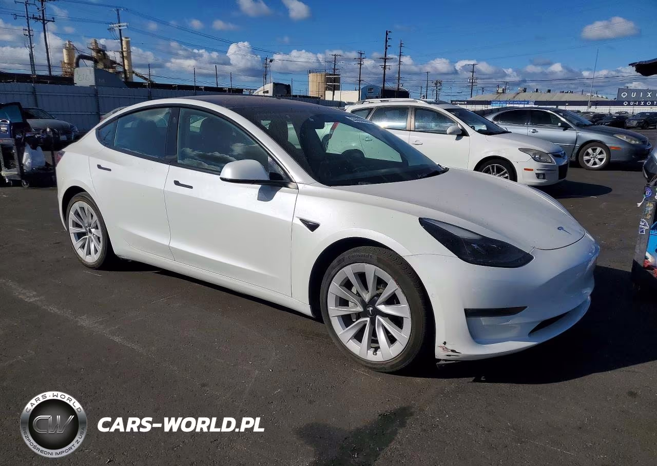 2022 Tesla Model 3 VIN:5YJ3E1EB8NF137548 - 4