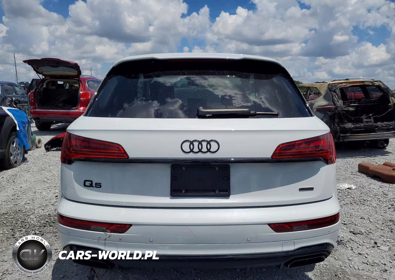2023 Audi Q5 E Premium Plus 55 VIN:WA1E2AFY1P2067945 - 6