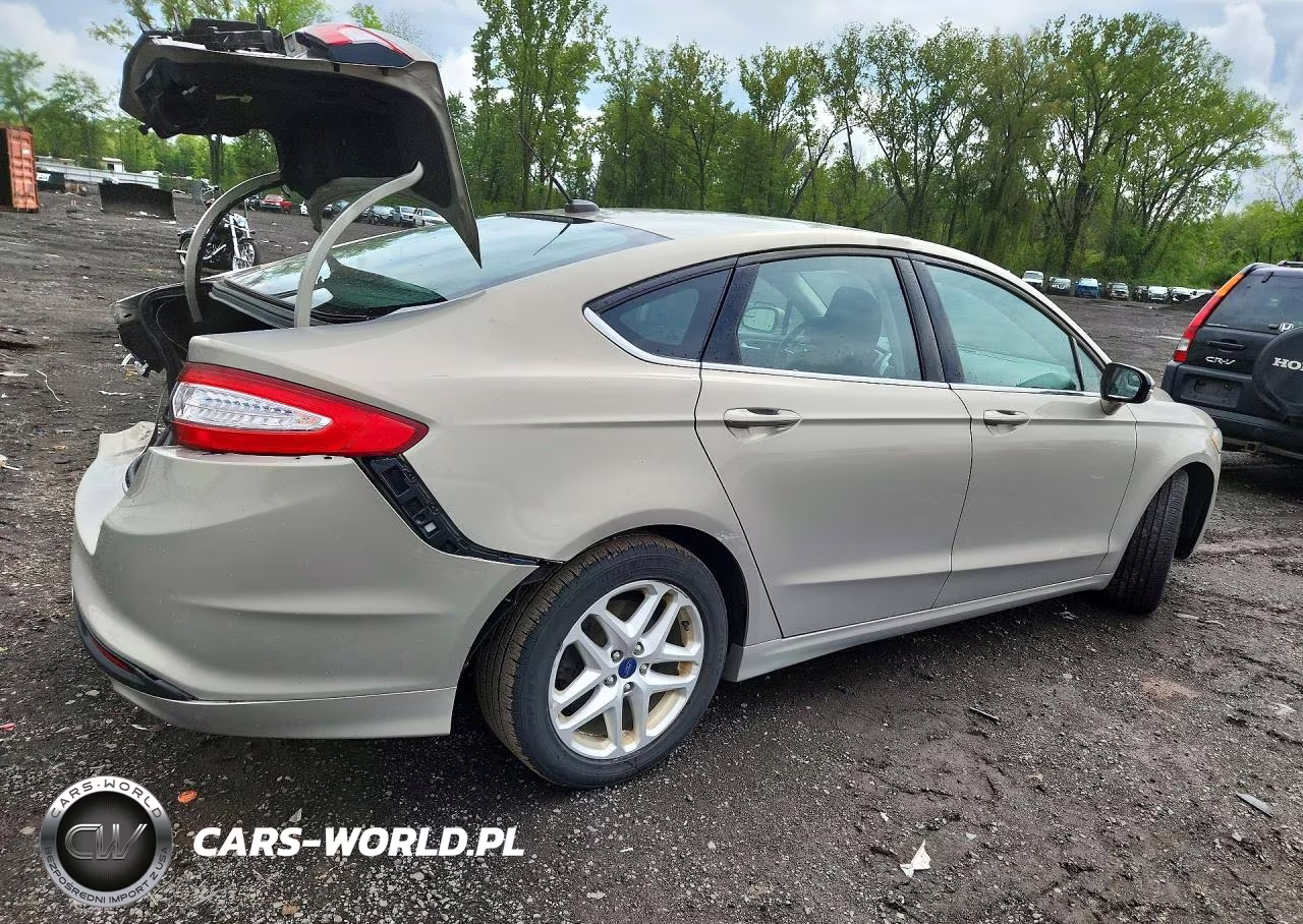 2016 Ford Fusion Se VIN:3FA6P0H75GR179210 - 3