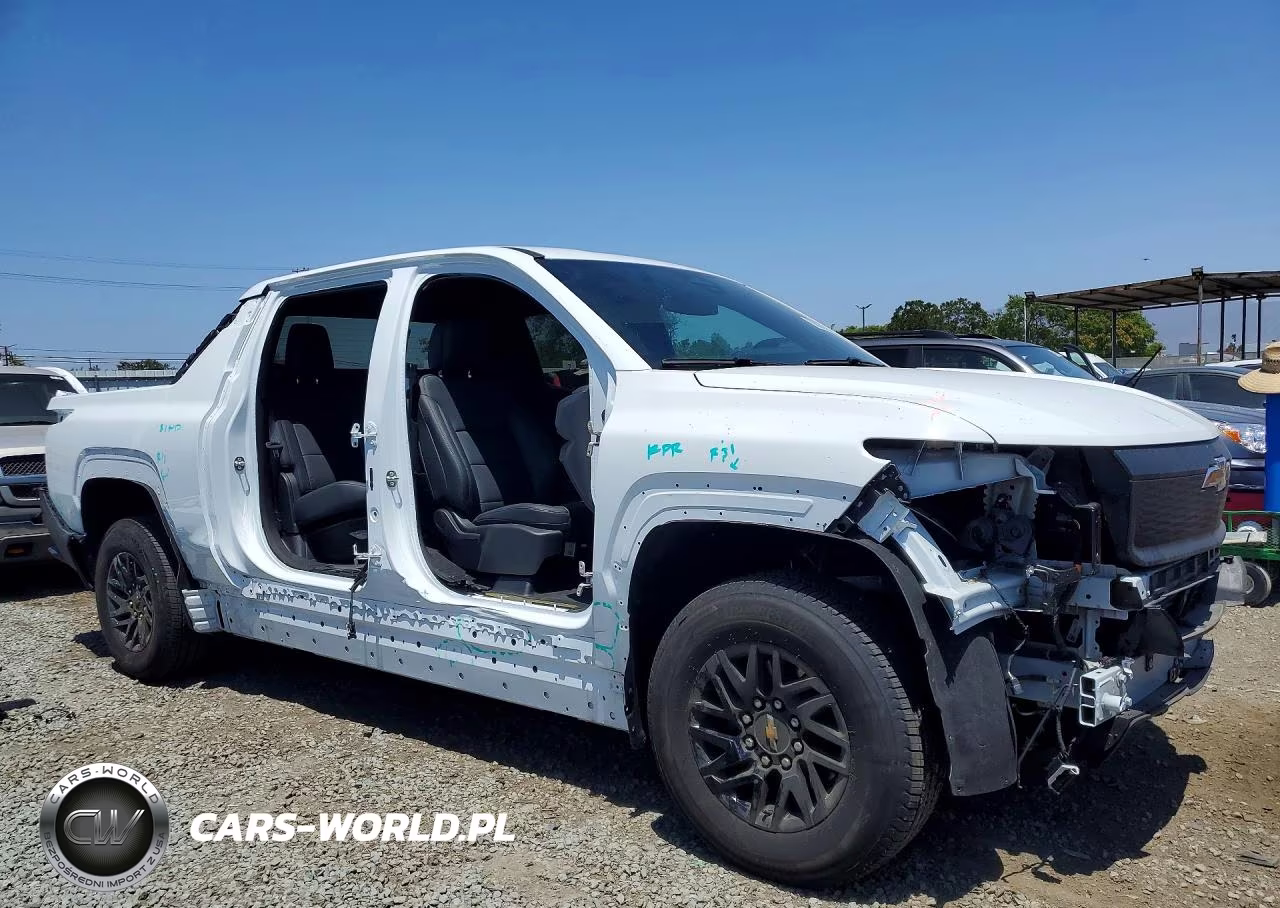 2024 Chevrolet Silverado VIN:1GC10UED1RU202617 - 4