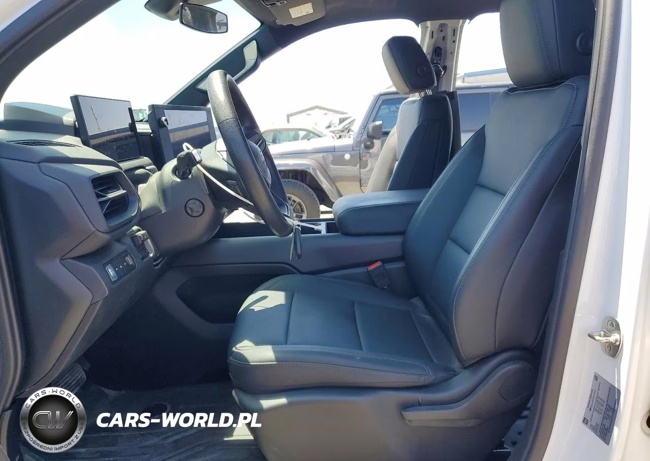 2024 Chevrolet Silverado VIN:1GC10UED1RU202617 - 7