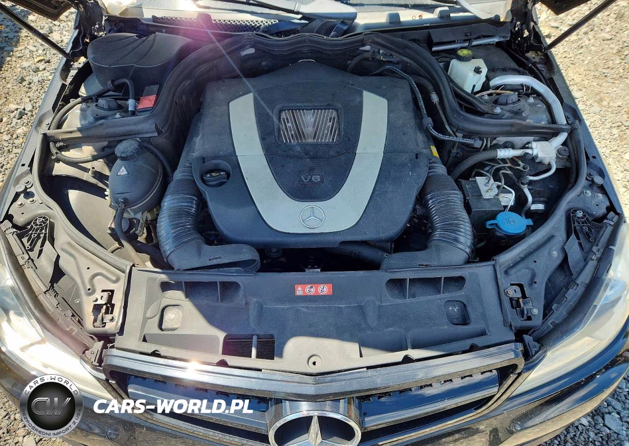 2012 Mercedes-Benz C 300 4Matic VIN:WDDGF8BB0CA722356 - 11