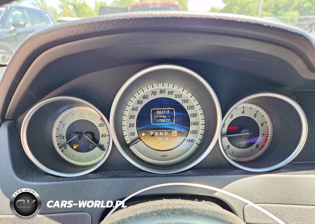 2012 Mercedes-Benz C 300 4Matic VIN:WDDGF8BB0CA722356 - 9