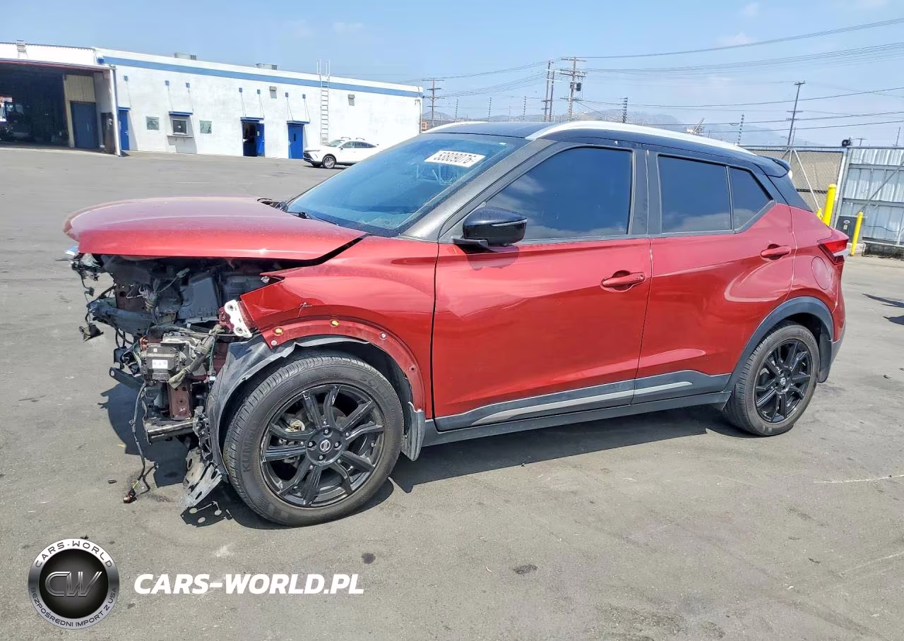 2020 Nissan Kicks Sr