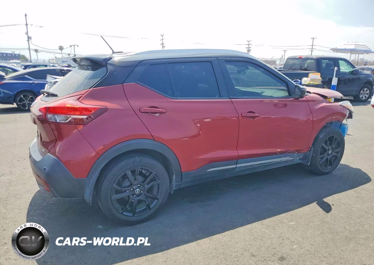 2020 Nissan Kicks Sr VIN:3N1CP5DV7LL493469 - 3