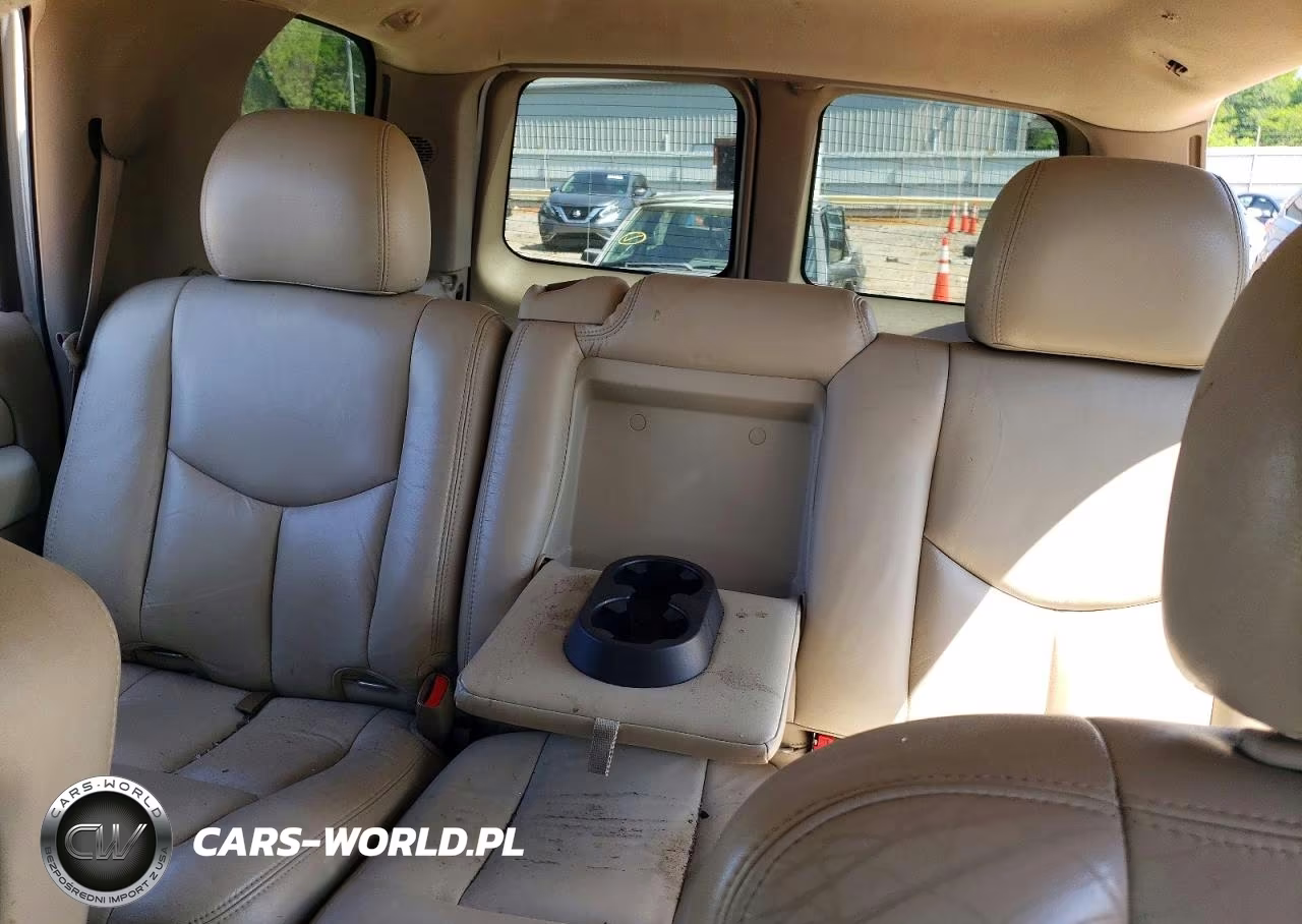 2003 Chevrolet Tahoe K1500 VIN:1GNEK13Z63R228205 - 10