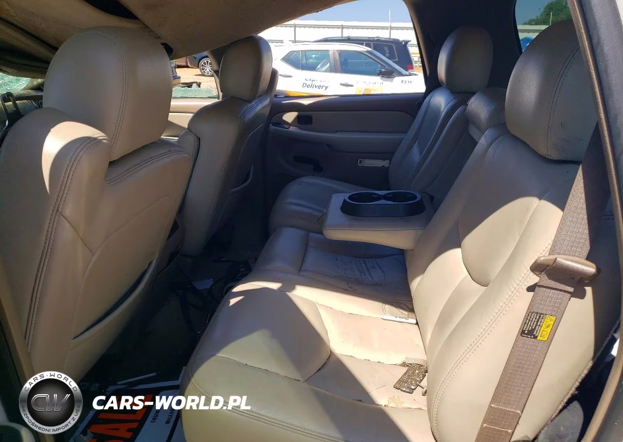 2003 Chevrolet Tahoe K1500 VIN:1GNEK13Z63R228205 - 11