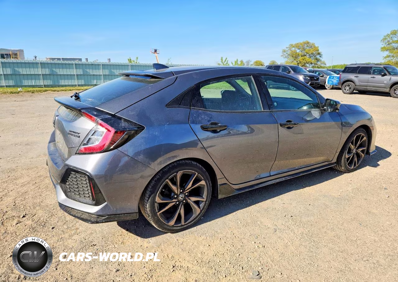 2018 Honda Civic Sport Touring VIN:SHHFK7H98JU236462 - 3