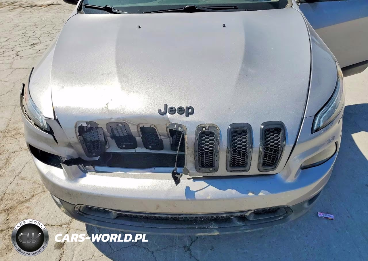 2018 Jeep Cherokee Latitude VIN:1C4PJLCB9JD576786 - 12