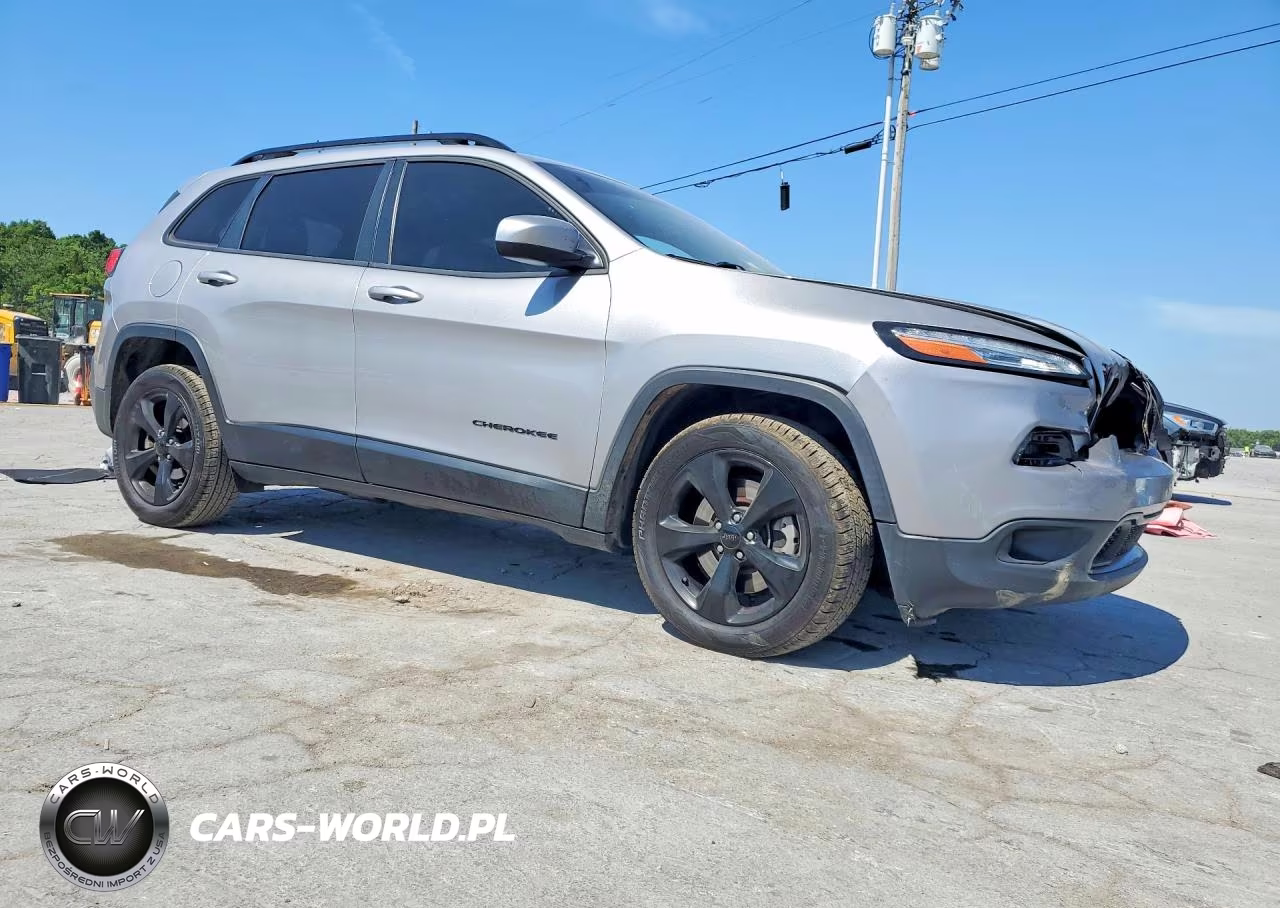 2018 Jeep Cherokee Latitude VIN:1C4PJLCB9JD576786 - 4