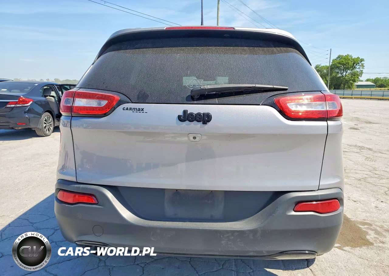 2018 Jeep Cherokee Latitude VIN:1C4PJLCB9JD576786 - 6