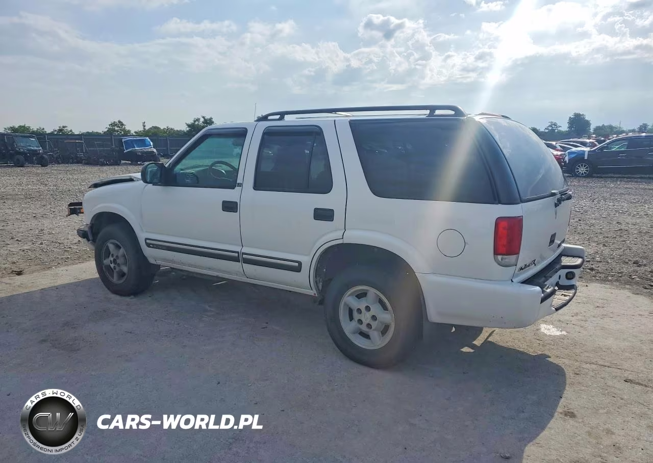 2000 Chevrolet Blazer VIN:1GNDT13W1Y2318697 - 2
